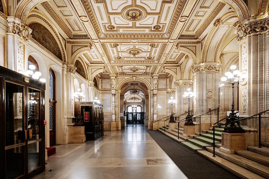 Vienna State Opera: Premium House Tour & Grand Foyer Experience
