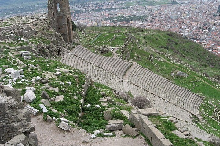 Pergamon Acropolis & Asclepion: Private Expert-Led Full Day