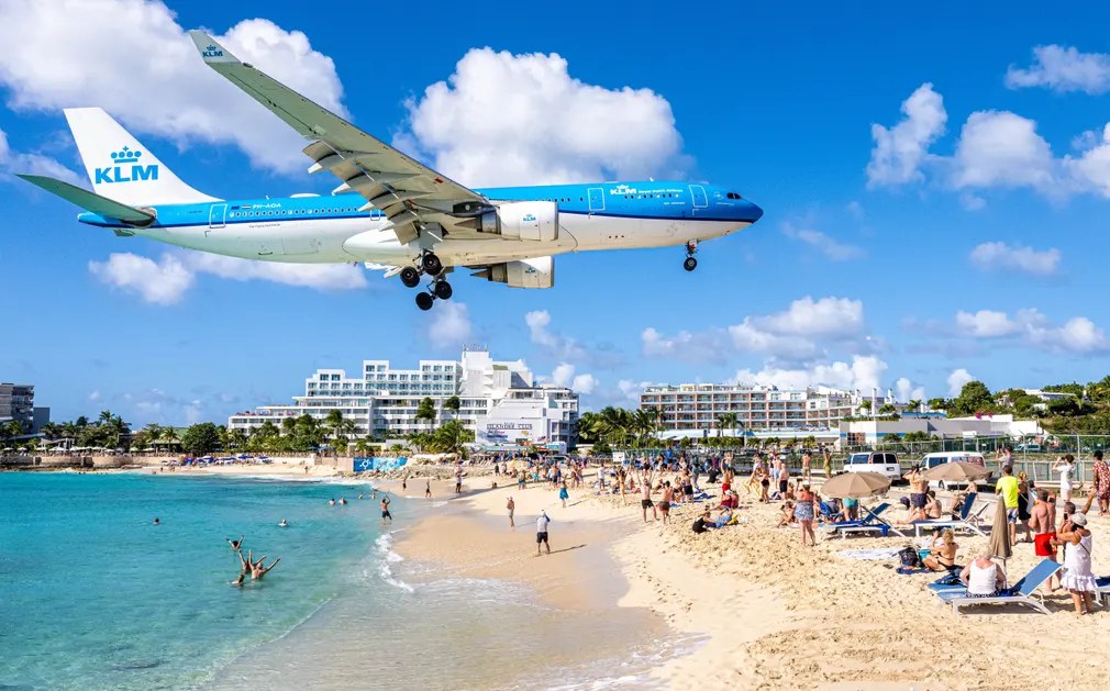 Maho Beach & Princess Juliana Jet-Blast Experience