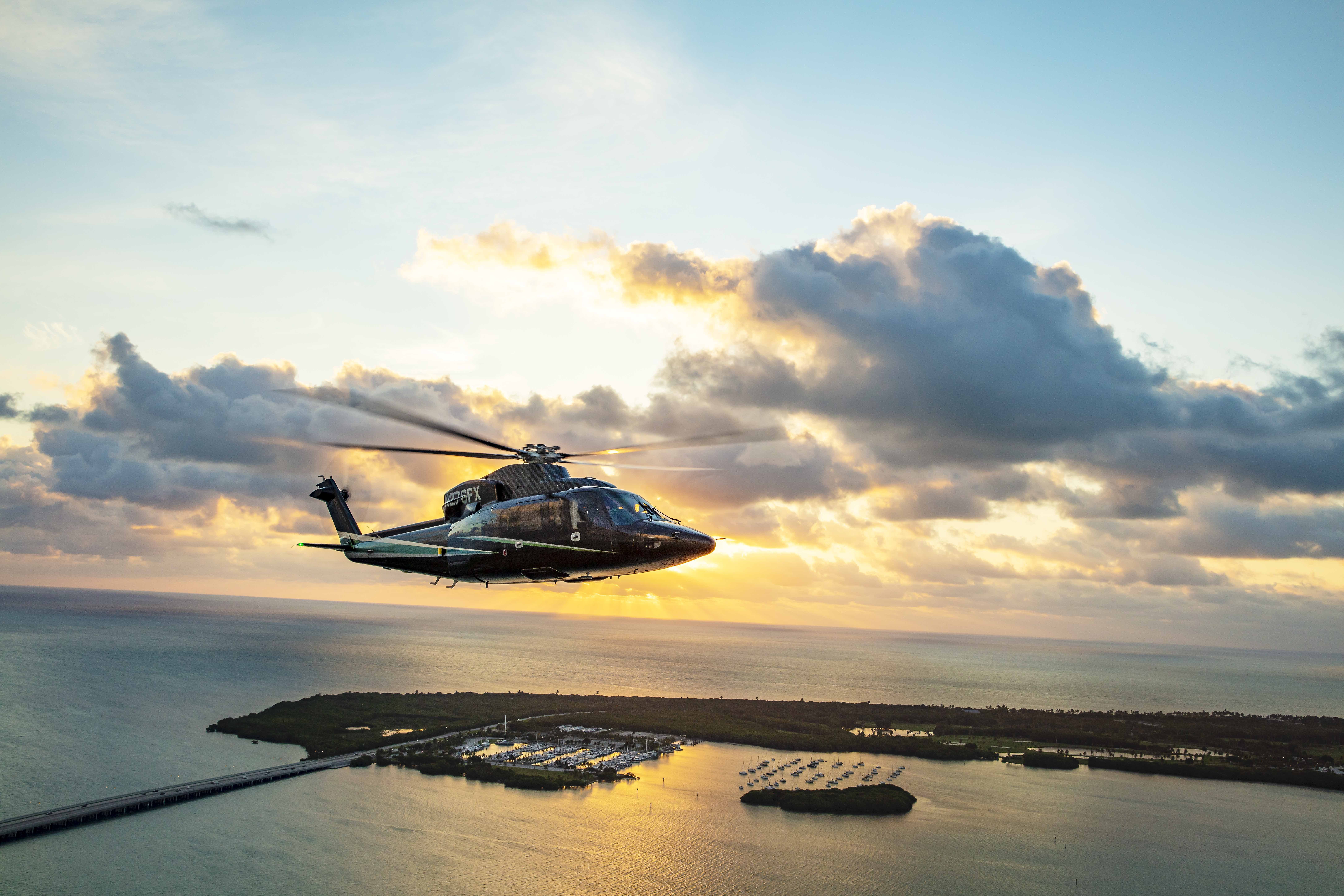 Private Helicopter Flight Over Manhattan at Sunset