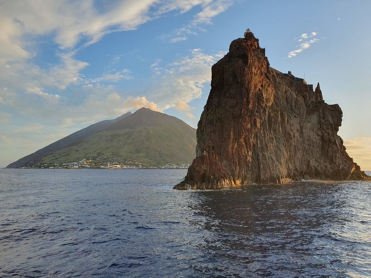 Strombolicchio & Stromboli Snorkel Safari: Volcanic Seabed Explore