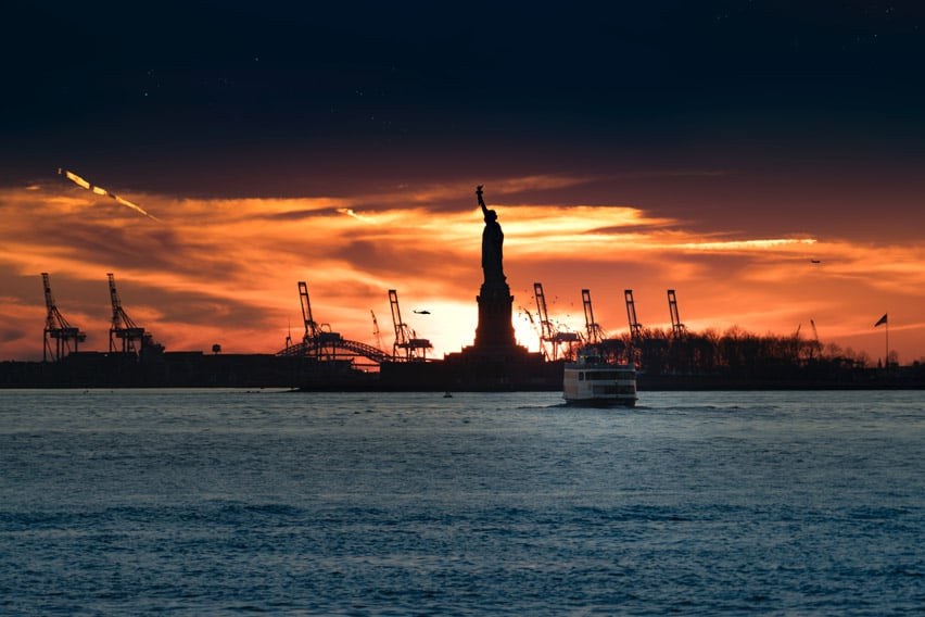 Pedestal Reserve: Skyline Views from Lady Liberty's Feet