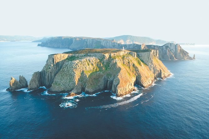 Tasman Island Wilderness Cruise: Sea Cliffs & Wildlife
