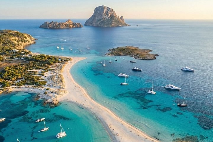 Ses Illetes & Formentera: Private Catamaran Day in Paradise