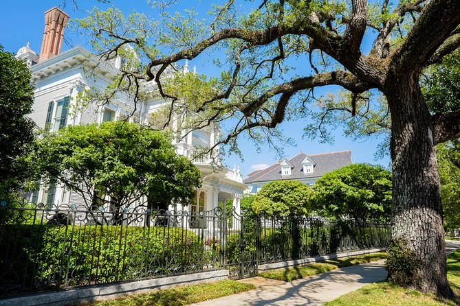 Private Plantation & Garden District Grand Tour