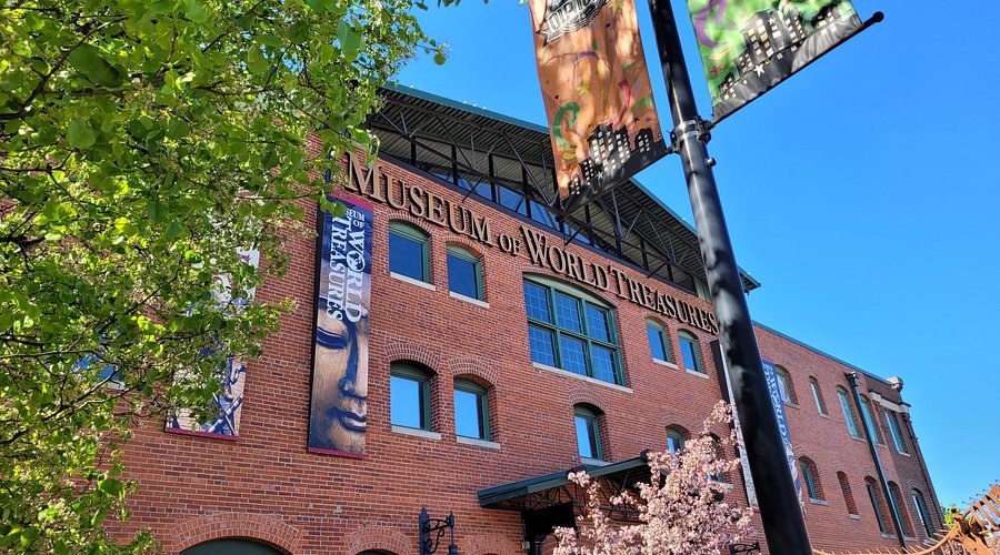 Museum of World Treasures: Private After-Hours VIP Access