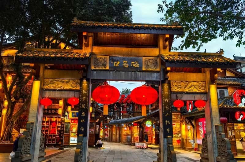 Fengdu Ghost City: Private After-Hours Lantern Tour
