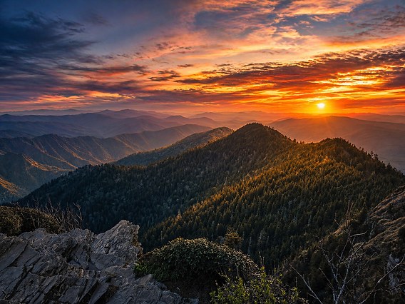 Sunset Clifftop Hike & Panoramic Photography Experience