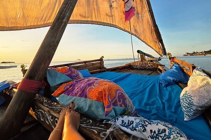 Private Dhow Sunset Sail Along Lbomo's Coastline