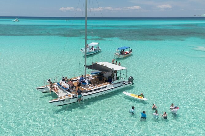 Private Catamaran Sail to Hidden Sea Turtle Sanctuary