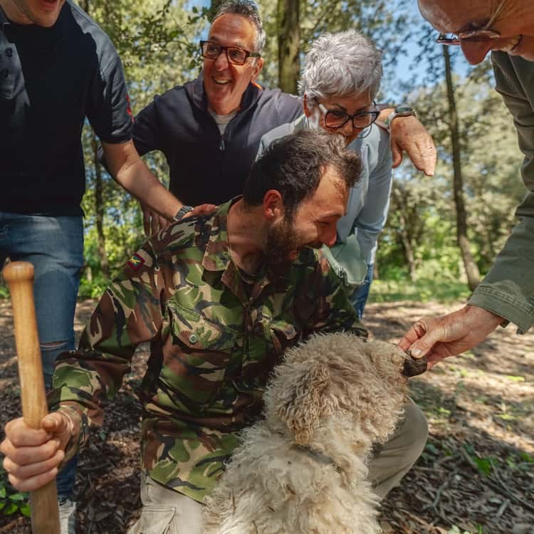 Truffle Hunt & Farm-to-Table Lunch in the Campanian Hills