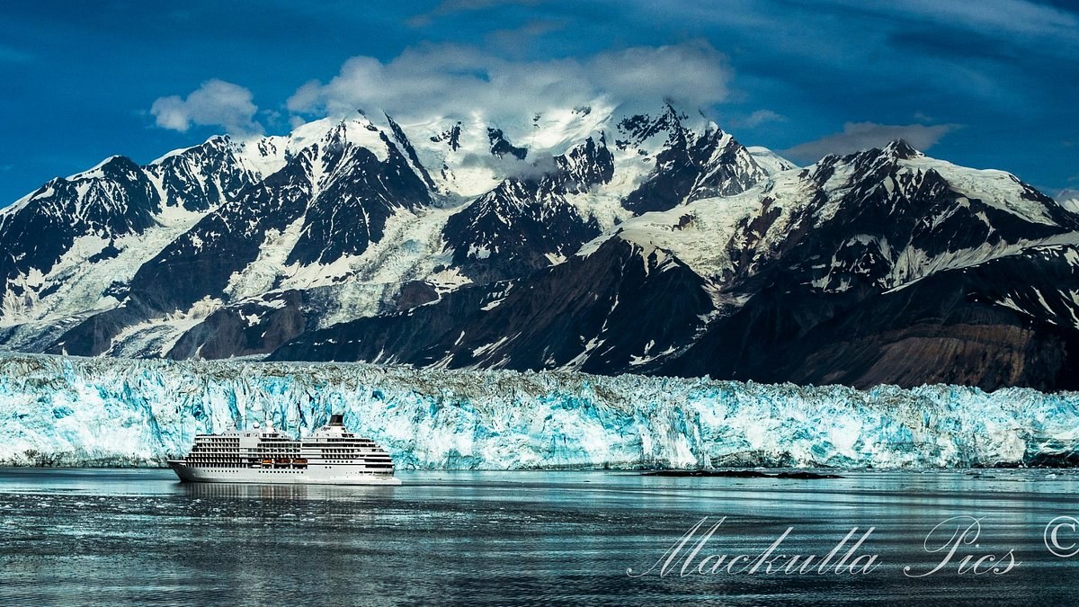 Glacier Wind Charters: Private Vessel Hubbard Glacier Safari