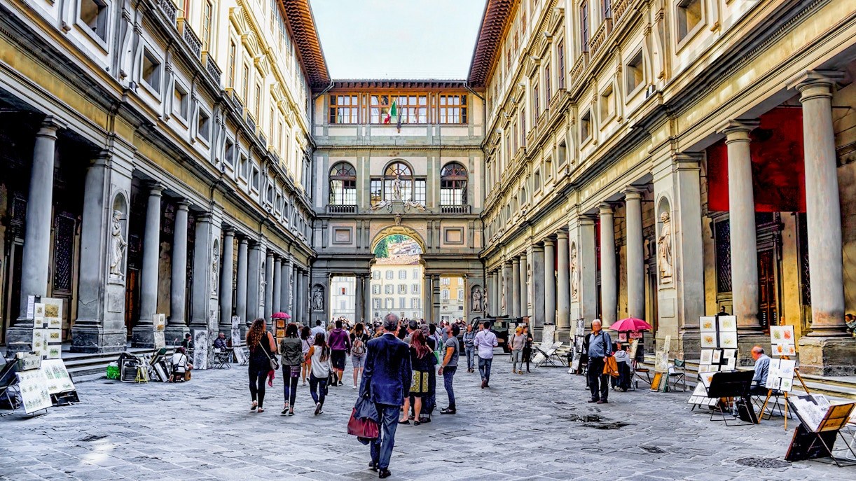 Uffizi Galleries: Skip-the-Line + Private Expert Tour