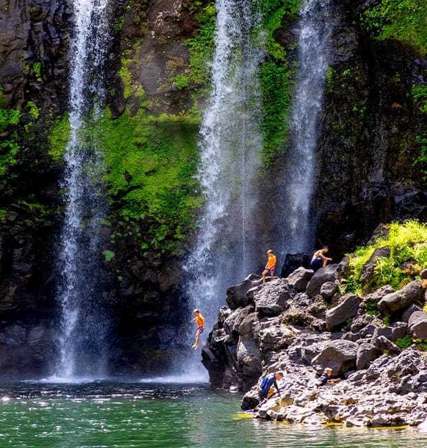Cosol-Style Private Island Grand Tour & Waterfall Hike