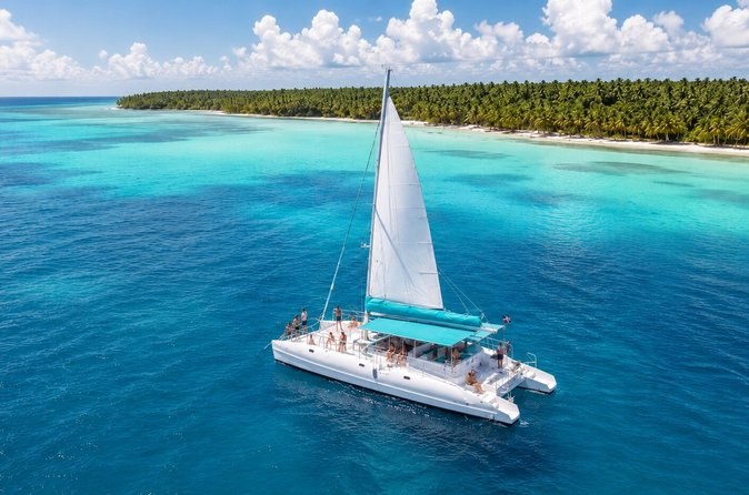 Saona Island: Private Catamaran & Untouched Beach Day