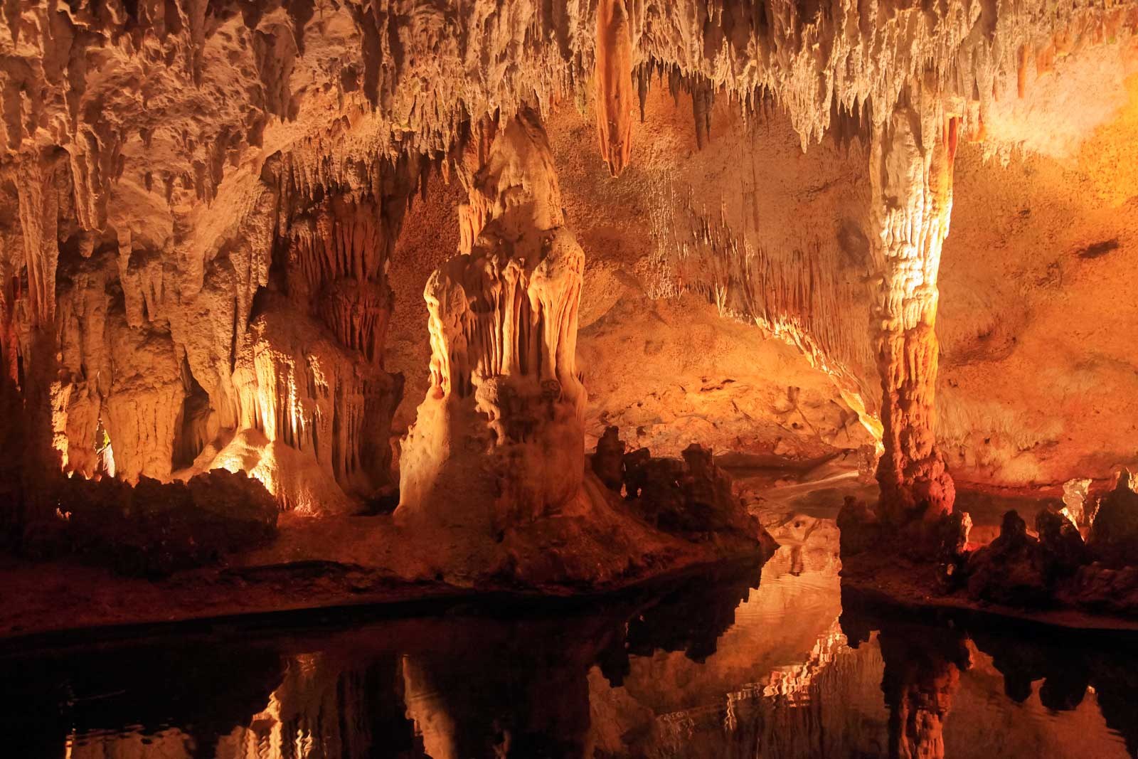 Cave of Wonders (Cueva de las Maravillas): Expert Archaeologist Tour
