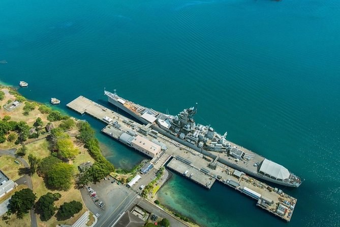 Pearl Harbor: USS Arizona Memorial & Battleship Missouri