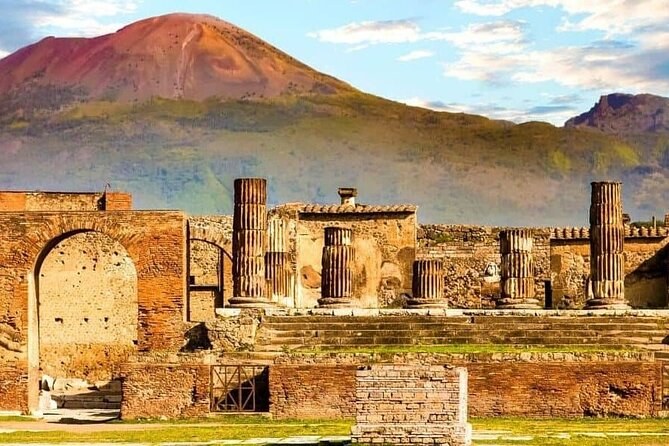 Pompeii: Private Guided Tour of the Ancient Ruins