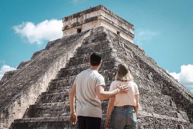Chichen Itza: Private Guided Tour with Archaeologist