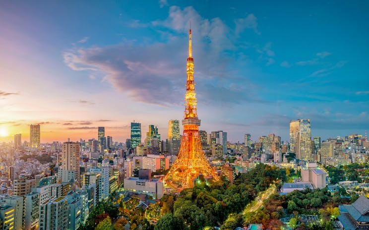 Tokyo Tower Diamond Tour: Sunset Over the City from 250 Metres