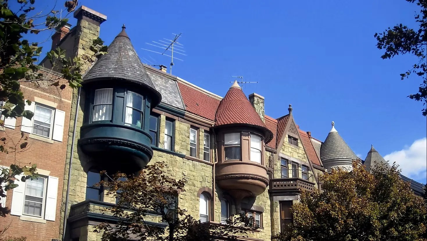 Dupont 'History on Q Street' Expert Walking Tour
