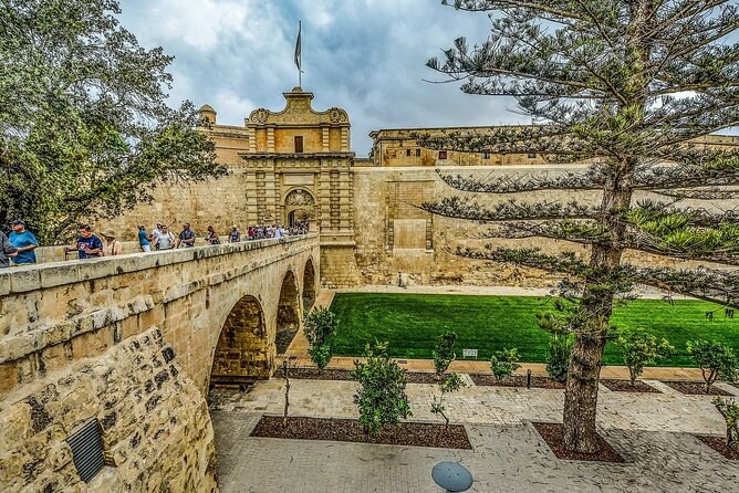 Mdina: The Silent City at Dawn — Private Guided Walk
