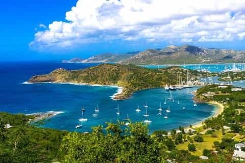 Full Island Scenic Tour from Dockyard with Local Guide