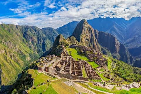Machu Picchu: Private Dawn Entry with Archaeologist Guide