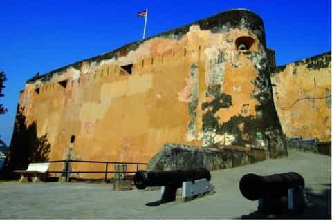 Fort Jesus UNESCO Landmark: Private Expert-Led Dawn Tour