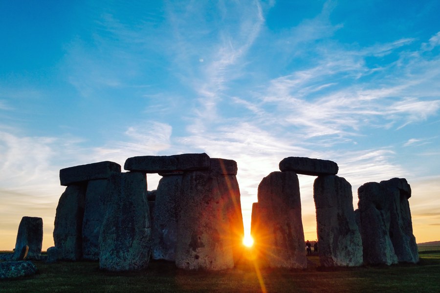 Stonehenge: Exclusive Inner Circle Private Access at Dawn