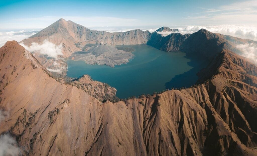 Lombok Rinjani Volcanic Crater Rim Trek — Private Guide