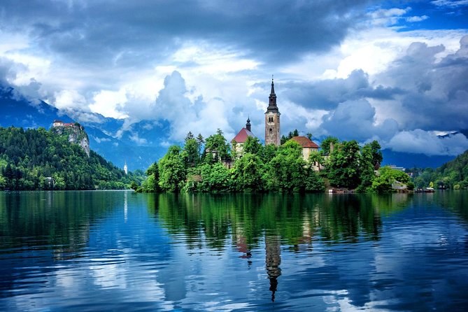 Lake Bled & Ljubljana: Slovenia's Crown Jewels Private Day