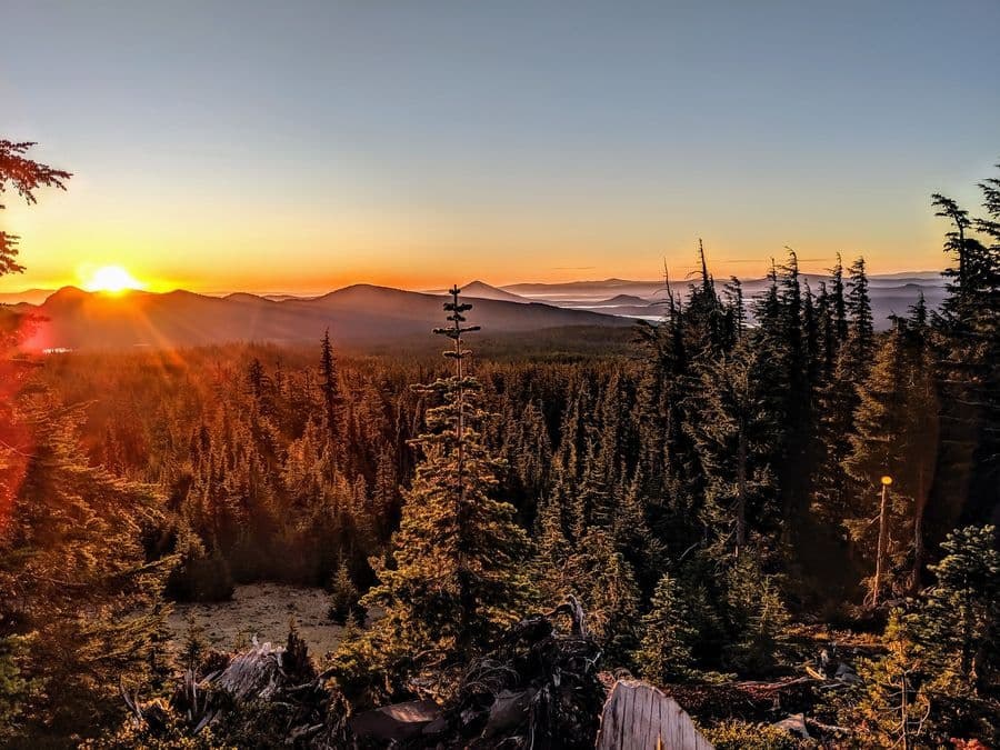 Wethlob Highlands: Sunrise Hike & Crater Rim Panorama