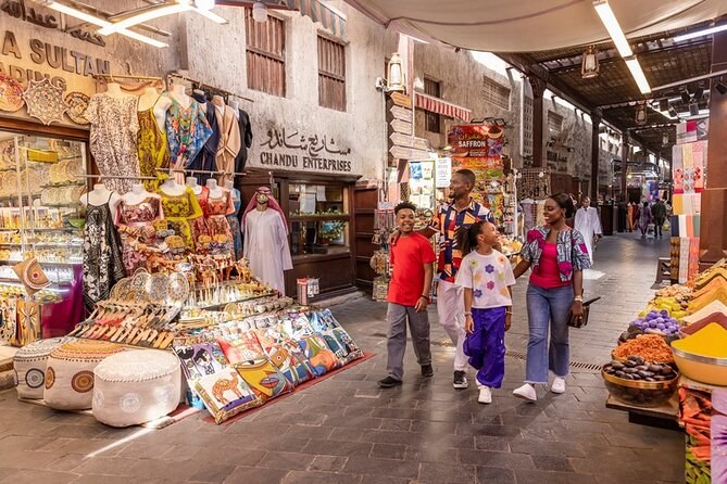 Private Abra & Gold Souk: Old Dubai by Lantern Light