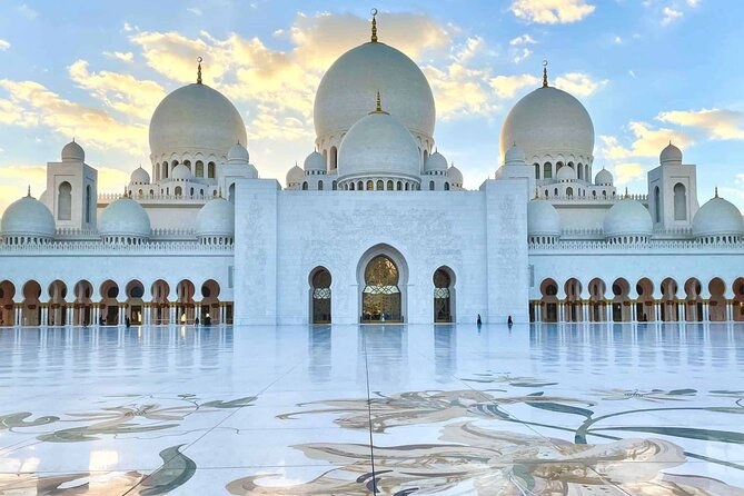 Sheikh Zayed Grand Mosque: Private Expert-Led Architecture Tour