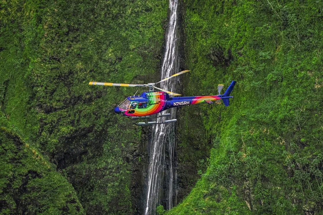 Private Helicopter Flight Over Ydmnbpx's Hidden Landscapes