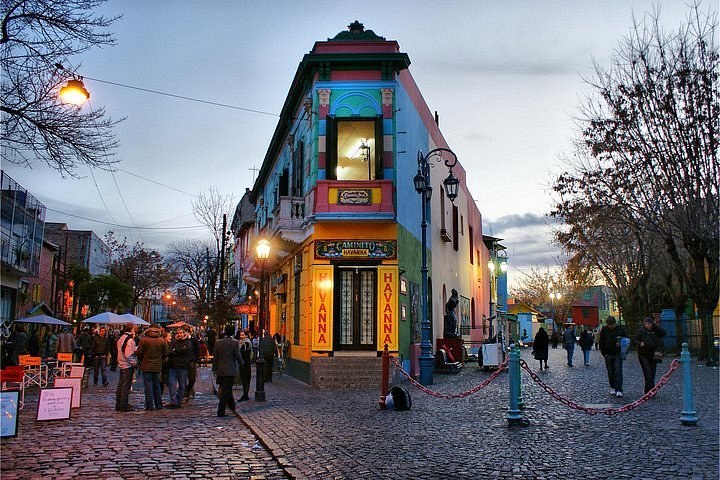 La Boca, Caminito & San Telmo Antique Fair Private Discovery