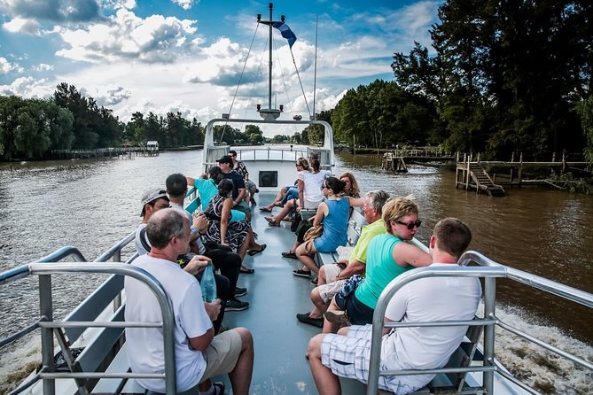 Tigre Delta Private Boat & Paraná Islands Lunch Cruise