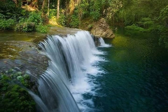 Efate Island Scenic Drive: Blue Lagoon, Avi Bay & Waterfall Circuit