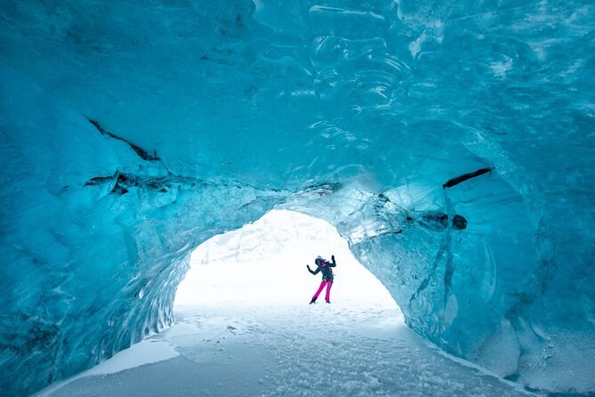 Vatnajökull Glacier Hike & Ice Cave Exploration
