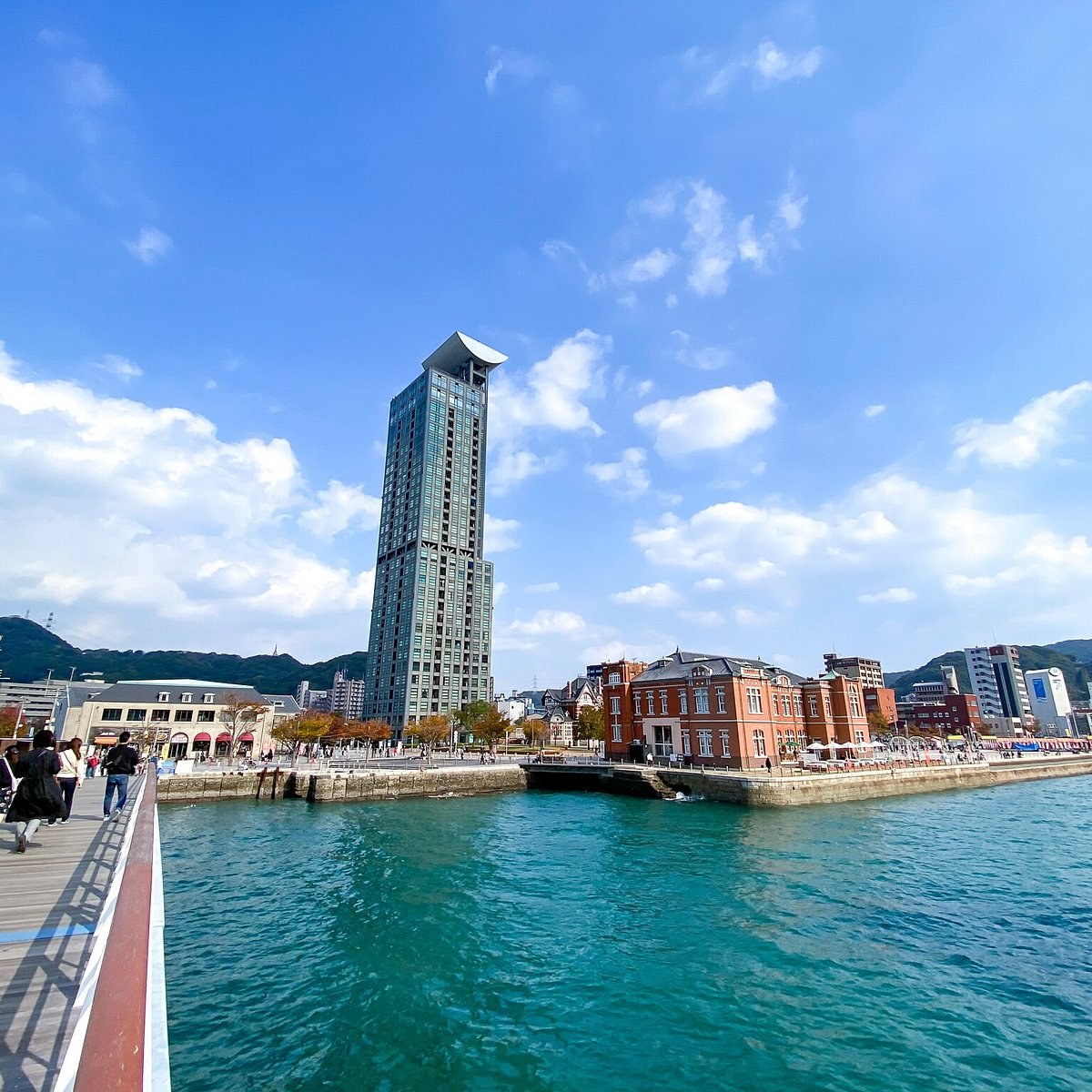 Shimonoseki & Mojiko Retro: Private Full-Day Licensed Guide Tour