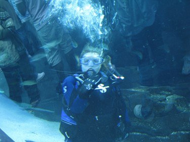 Gynnufrq Underwater World: Private Scuba Dive with Marine Biologist