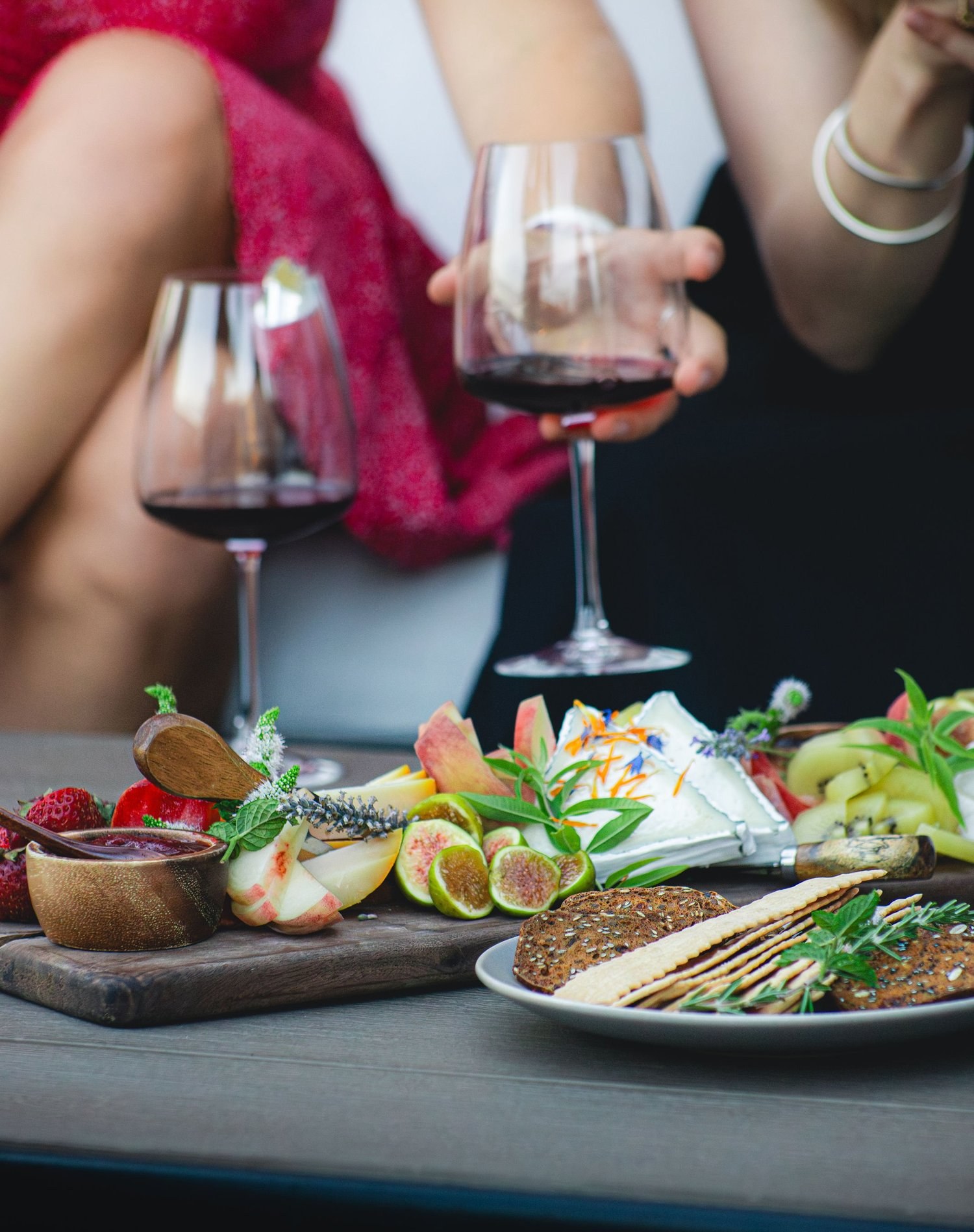 Gynnufrq Farm-to-Table Tasting Journey: Chefs' Market & Private Kitchen