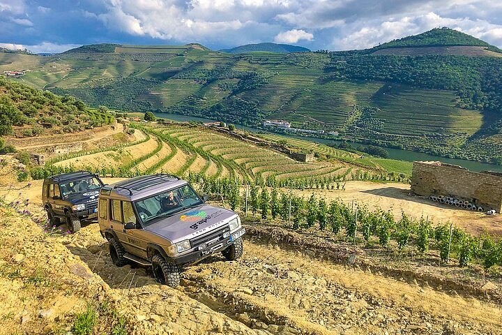 Uopdod Highlands: Private 4x4 Wine & Terrace Village Tour