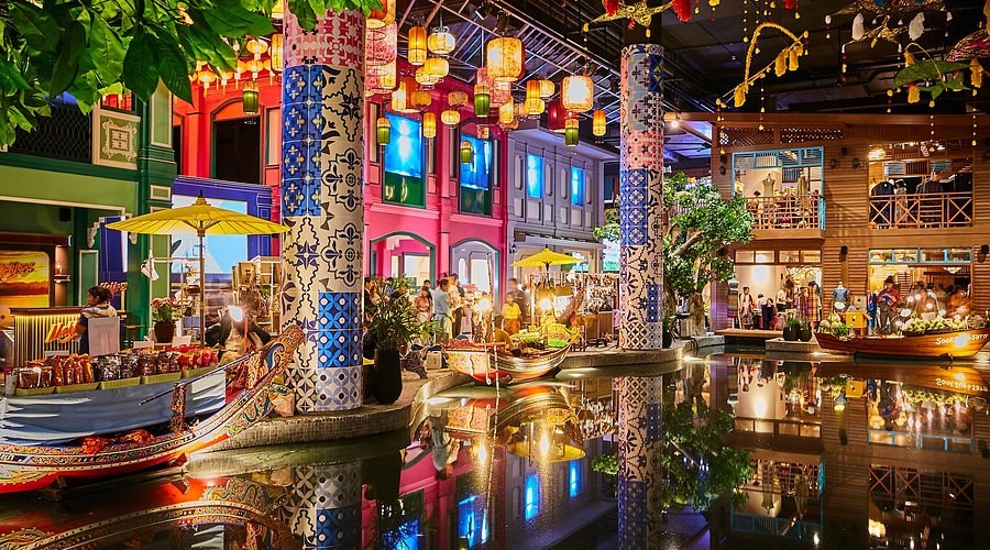Sook Siam & Chatuchak: A Private Culinary Walk