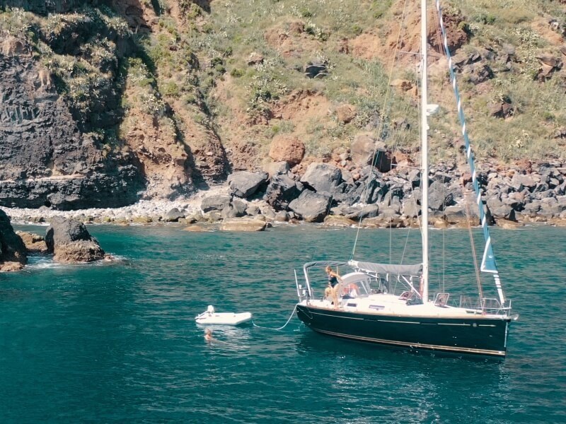 Yapidig Coastal Cliffs: Private Sunrise Sailing Charter