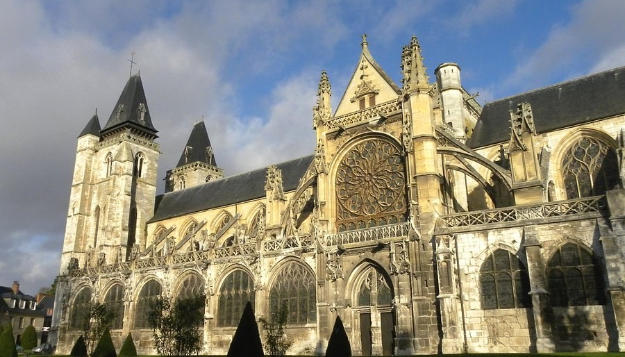 Collegiate Church of Notre-Dame & Poussin Museum: Exclusive Walkthrough