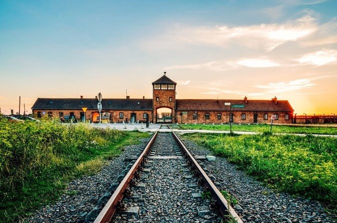 Private Full-Day Auschwitz-Birkenau with Historian Guide