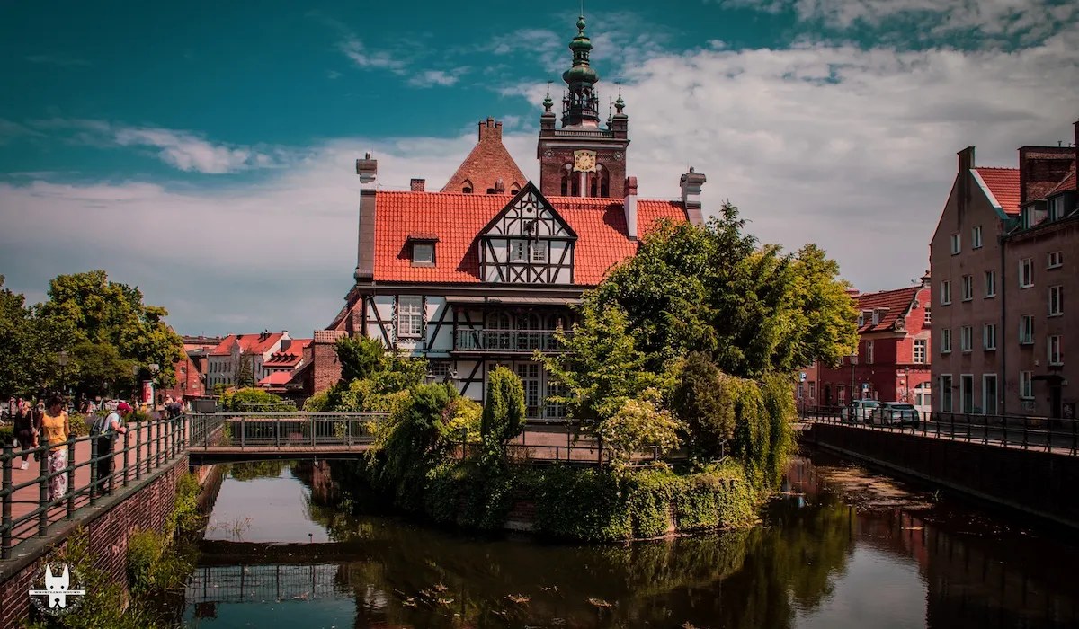 Old Town & Hanseatic Heritage Walk with Historian