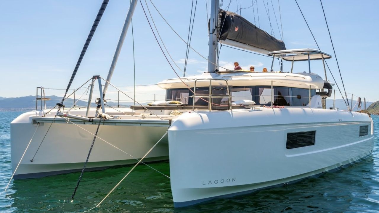 Private Coastal Bluffs & Hidden Coves Sailing Charter